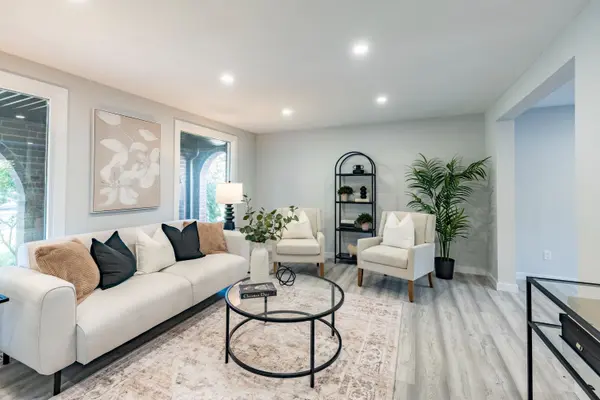 20 Roseneath CRES, Kitchener, ON N2E 1V9