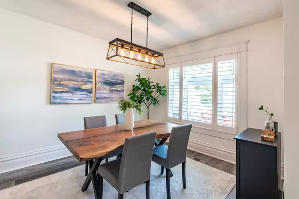 Cambridge, ON N3H 3Z2,562 Laurel ST