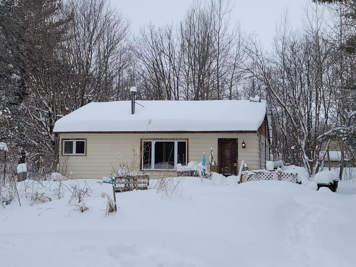 Tay, ON L0K 2C0,14189 12 HWY