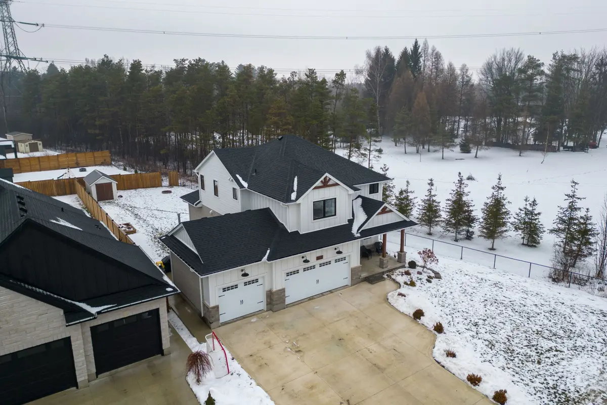 42 Cedarvale LN, Southwold, ON N5P 0E9