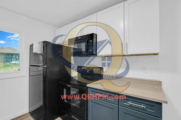 359 Sheffield Apt. E AVE, Flint, MI 48503