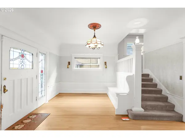 2936 SE TAYLOR ST, Portland, OR 97214