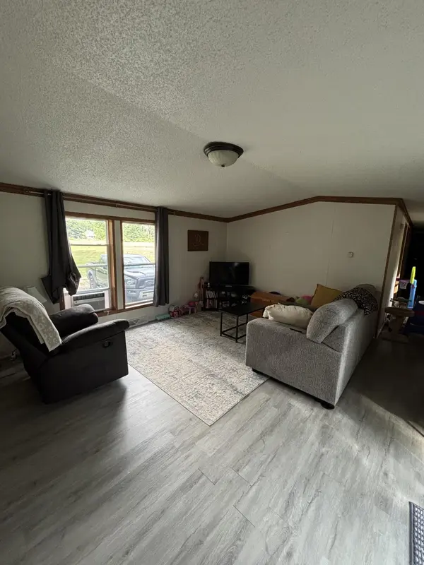 22475 4 Mile RD, Aetna Twp, MI 49336