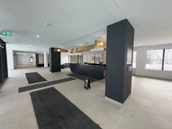 Toronto, ON M3C 0S4,1 Quarrington LN #604