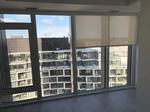 Toronto C13, ON M3C 0S4,1 Quarrington LN #1008