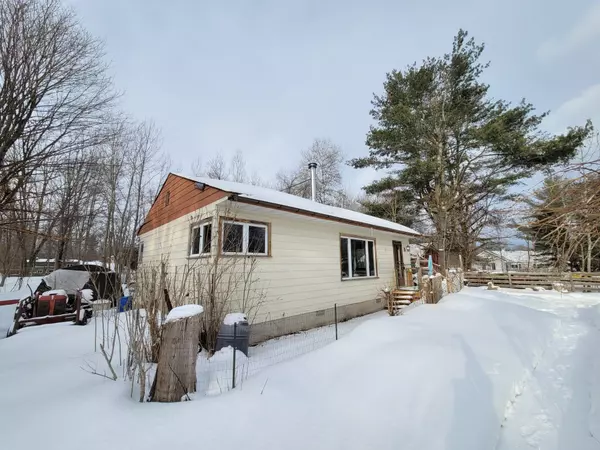 Tay, ON L0K 2C0,14189 12 HWY