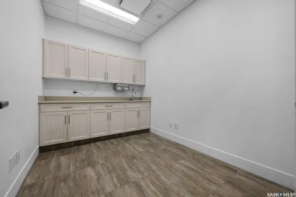 1723 BADHAM BOULEVARD #A, Regina, SK S4P 0L9