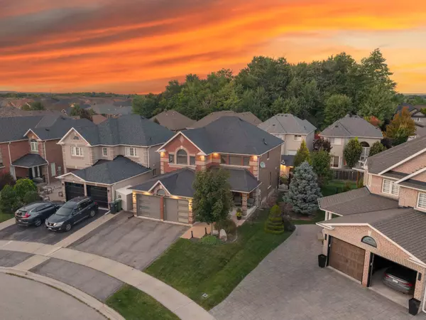 Caledon, ON L7E 2W3,18 Flintwood AVE