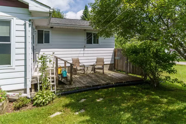 Burk's Falls, ON P0A 1C0,234 YONGE ST