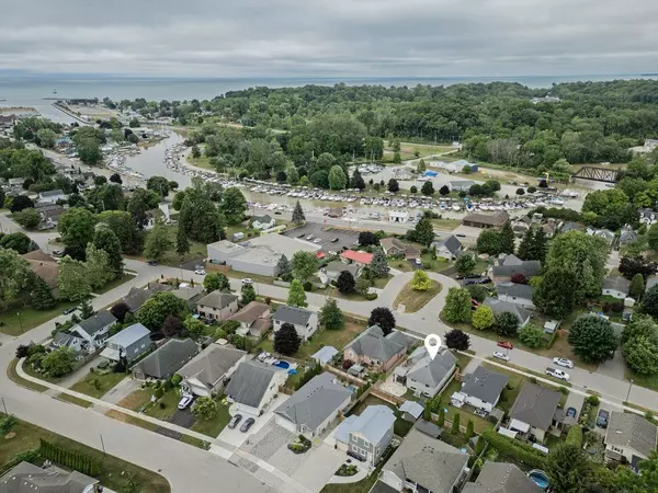 Central Elgin, ON N5L 1B2,307 Frances ST