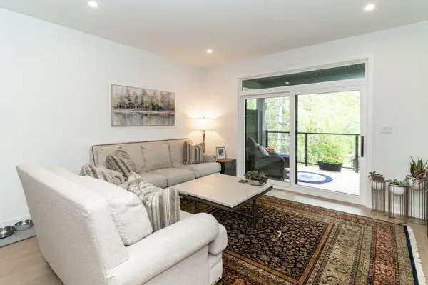 9 Jack ST, Huntsville, ON P1H 0G4