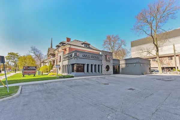 424 WATERLOO ST, London East, ON N6B 2P2