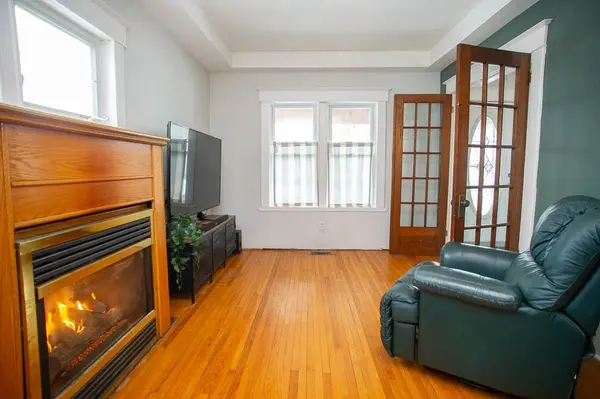 Brantford, ON N3S 1X2,98 Cayuga ST