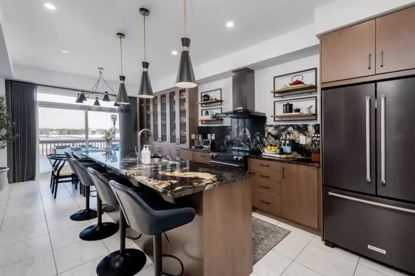 Hamilton, ON L0R 1C0,160 McWatters ST