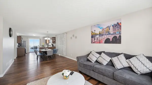 Belleville, ON K8P 3V5,73 Frank ST