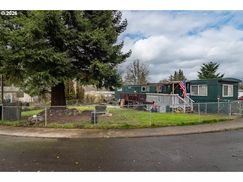 162 SADDLEBUTTE LN, Roseburg, OR 97470