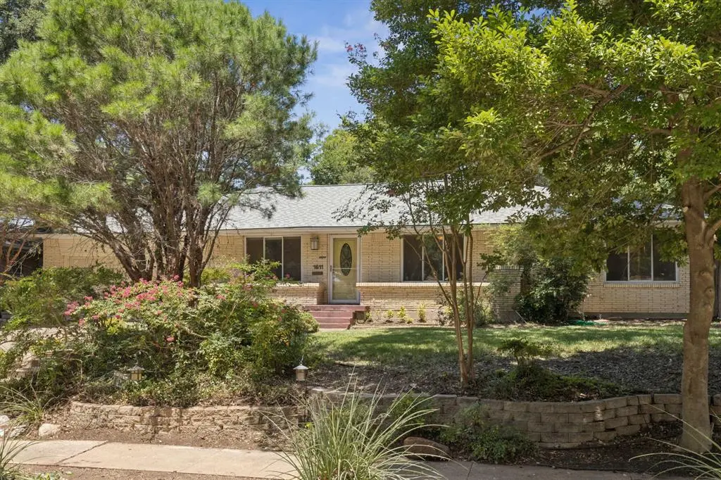 1611 Driftwood Drive, Dallas, TX 75224