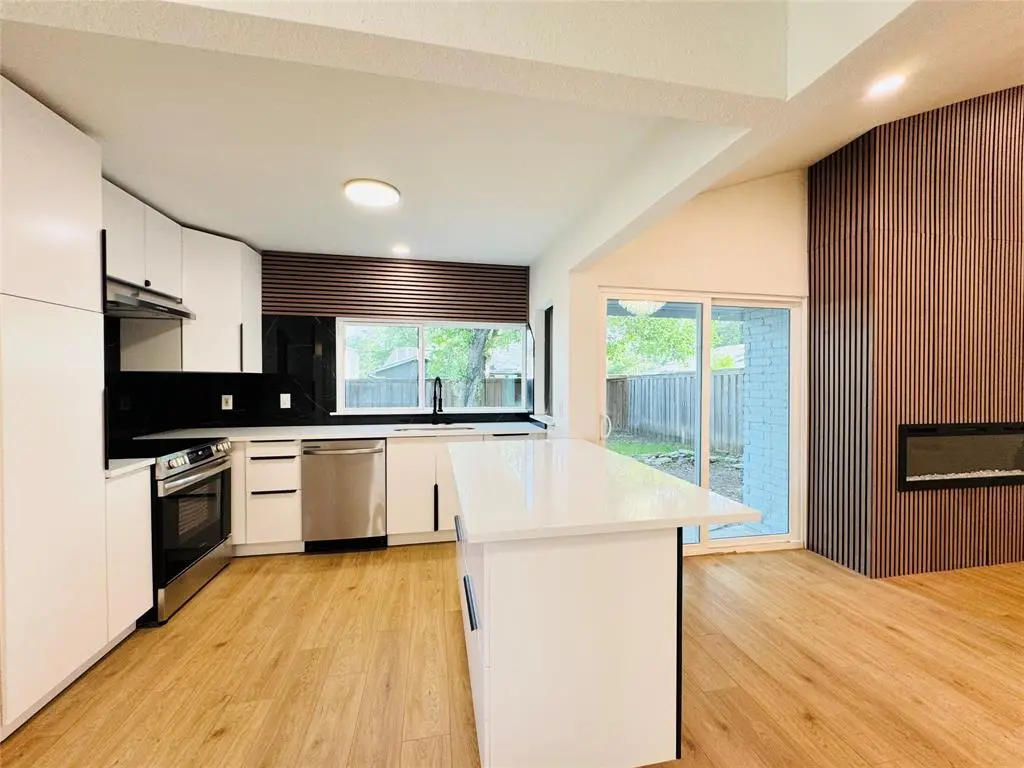 21 Grant Circle, Richardson, TX 75081