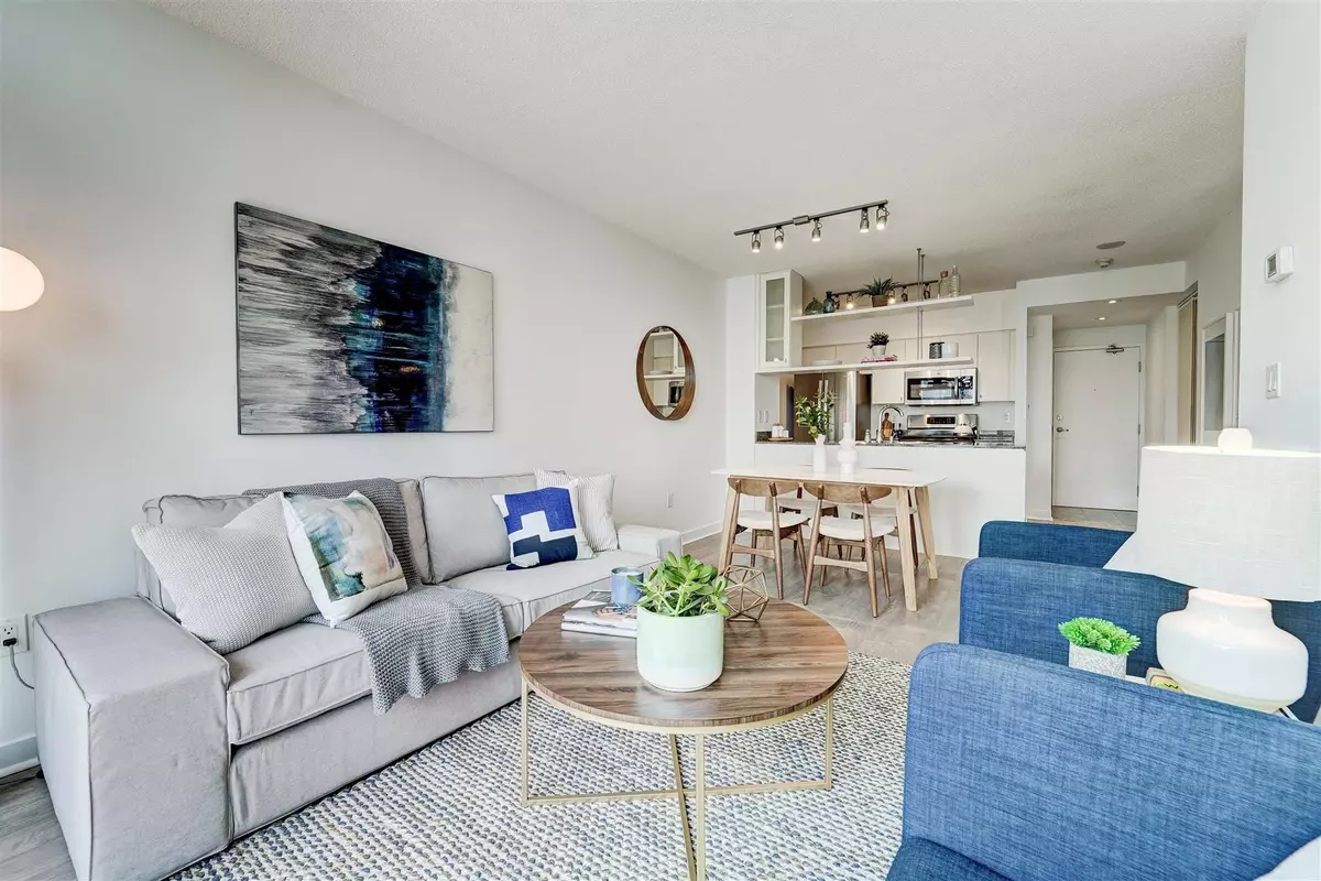 Toronto C01, ON M5V 3V2,10 Navy Wharf CT #2001