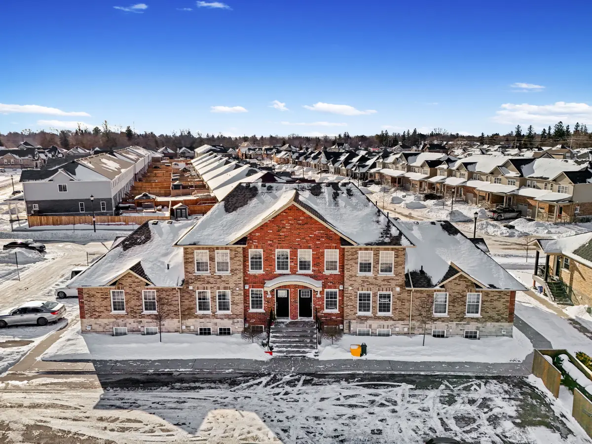 Cobourg, ON K9A 1M6,470 Lonsberry DR #509