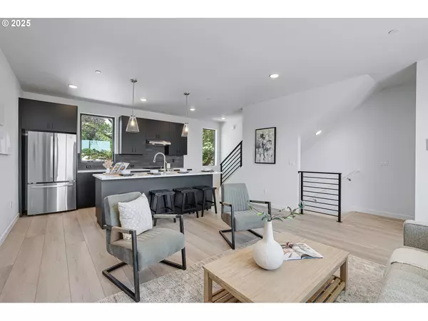 Portland, OR 97239,7304 SW 13th ST