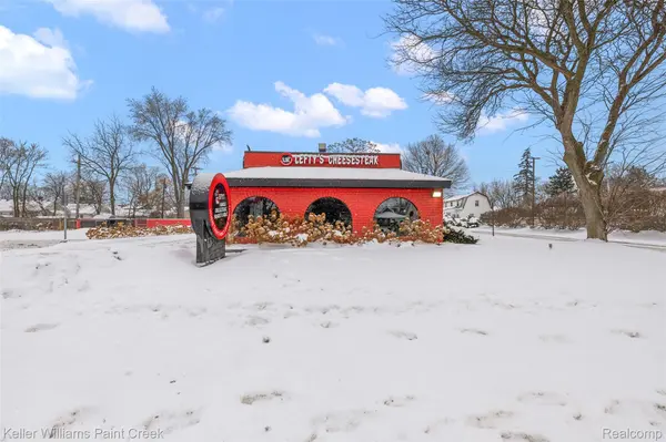 101 N Telegraph RD, Waterford Charter Township, MI 48328