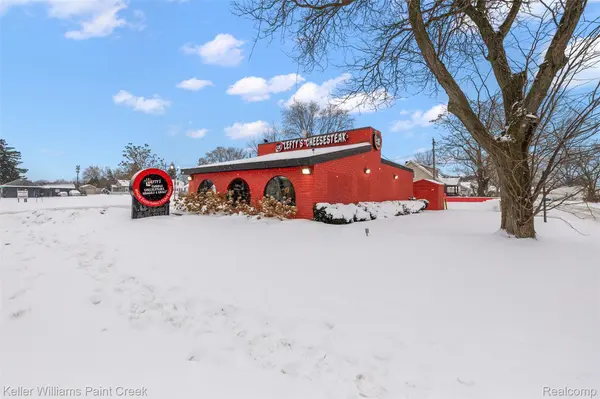 101 N Telegraph RD, Waterford Charter Township, MI 48328