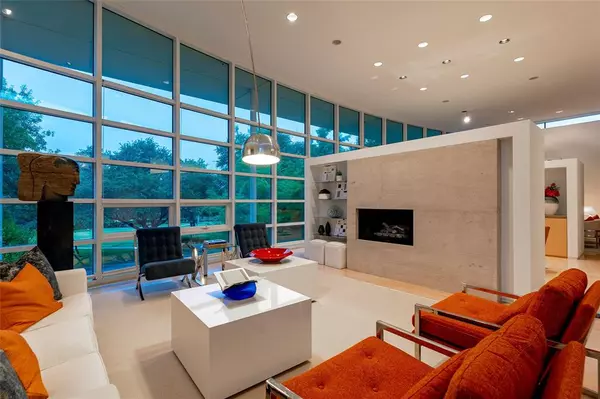 Highland Park, TX 75205,4428 N Versailles Avenue