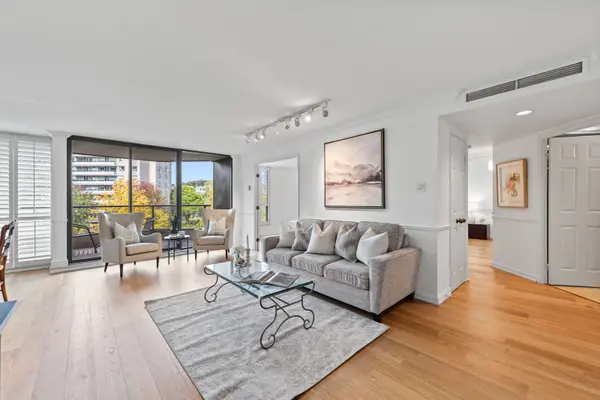 3900 Yonge ST #417, Toronto C04, ON M4N 3N6