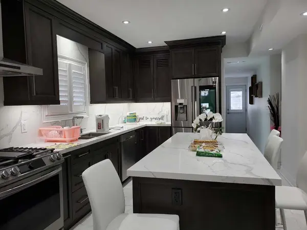 1027 Pape AVE, Toronto E03, ON M4K 3W1