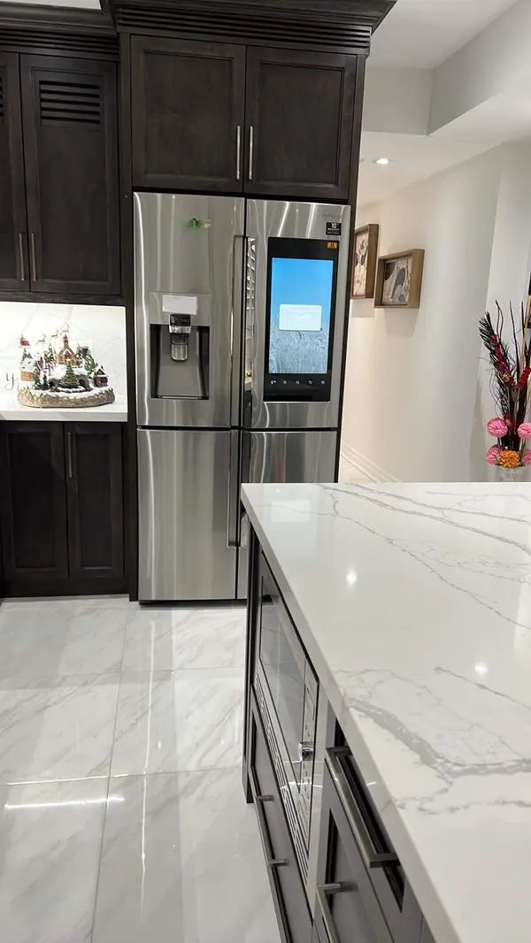 1027 Pape AVE, Toronto E03, ON M4K 3W1