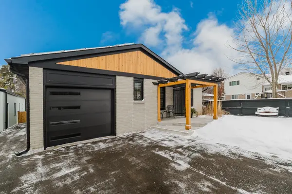 New Tecumseth, ON L0G 1A0,7 Crawford CIR