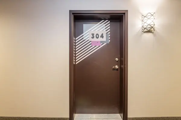 Barrie, ON L4M 0K9,299 Cundles RD E #304