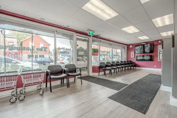 30 Queen ST W, Springwater, ON L0L 1P0