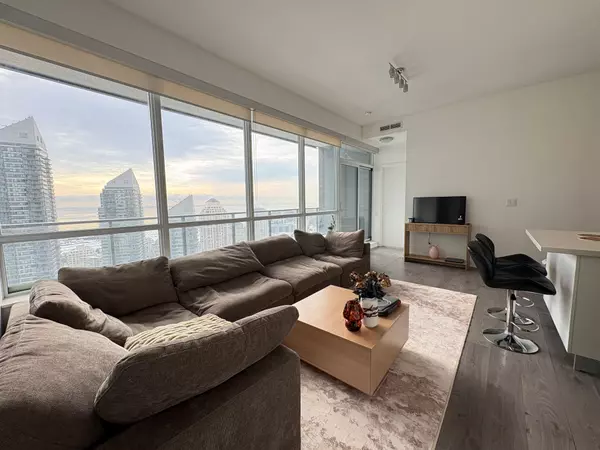 Toronto W06, ON M8V 0E5,36 Park Lawn RD #3010