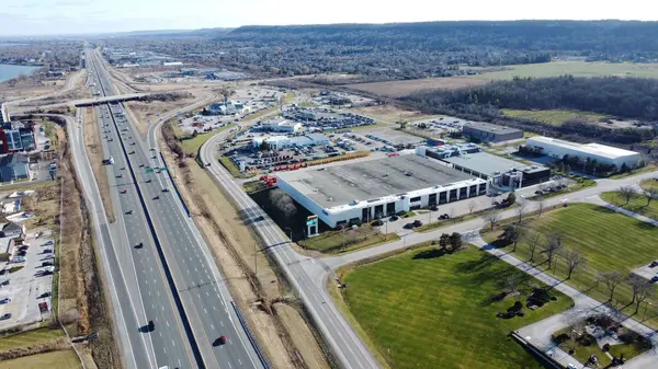 270 Hunter RD #Bay 2, Grimsby, ON L3M 0H5