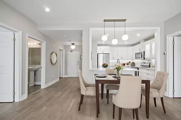 Gravenhurst, ON P1P 1Z9,110 Steamship Bay RD #403