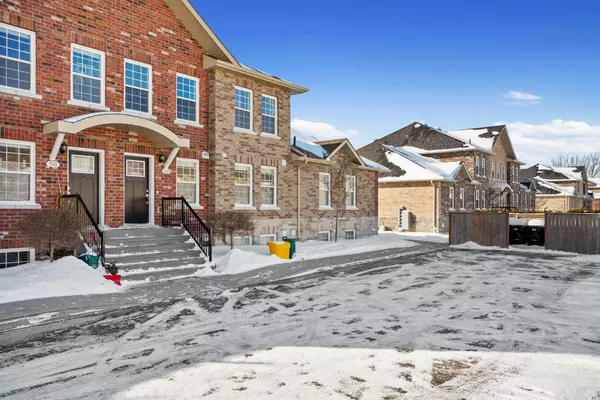 Cobourg, ON K9A 1M6,470 Lonsberry DR #509