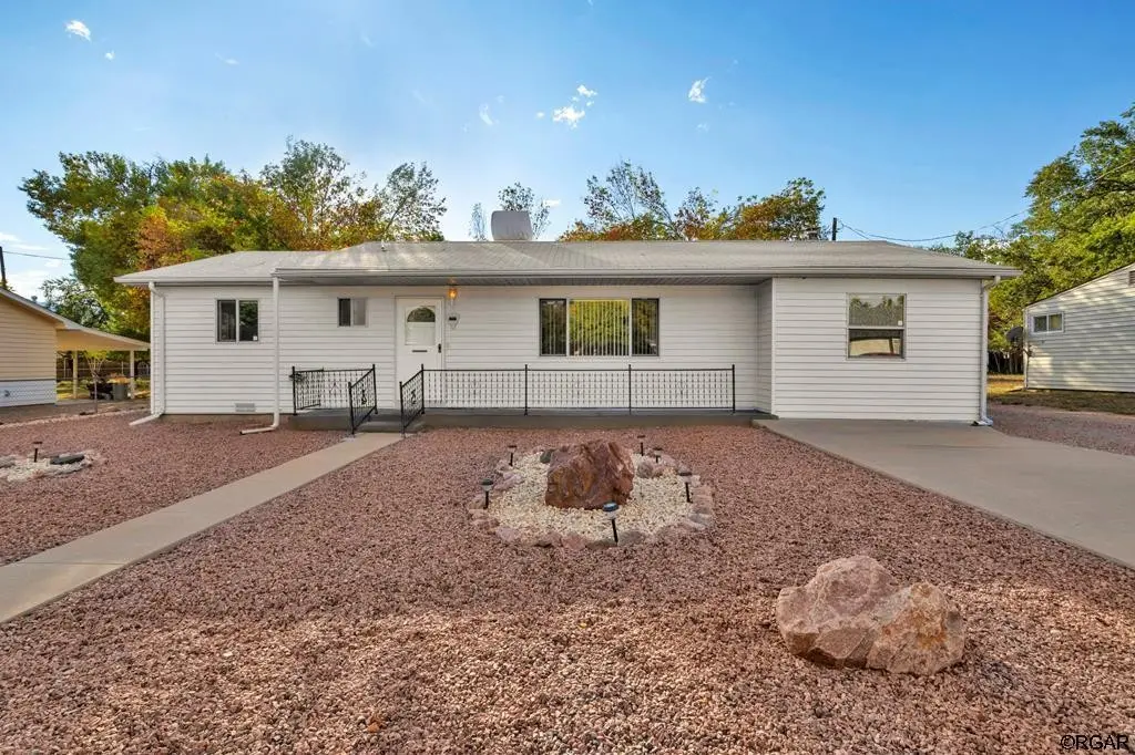 405 Barrett  AVE, Canon City, CO 81212