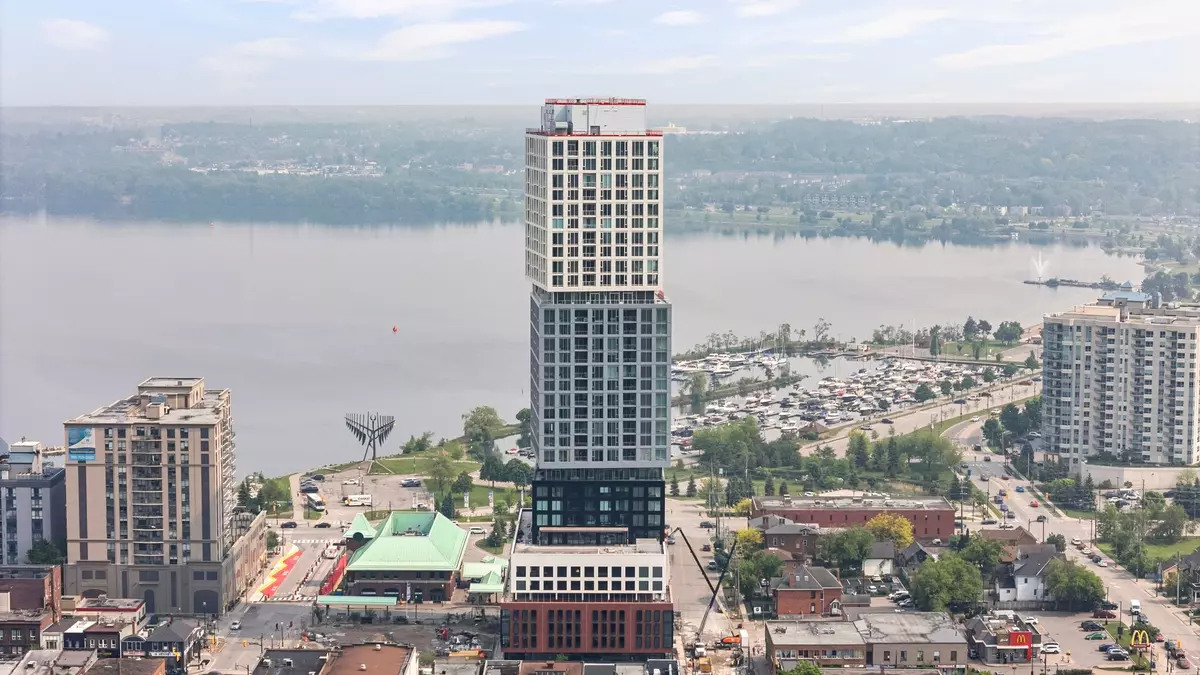 Barrie, ON L4N 1S9,39 MARY ST #2908