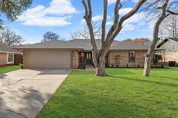 4720 Michelle Drive, Arlington, TX 76016