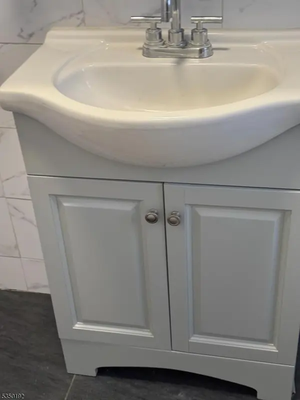 162 N 14Th St, East Orange City, NJ 07017