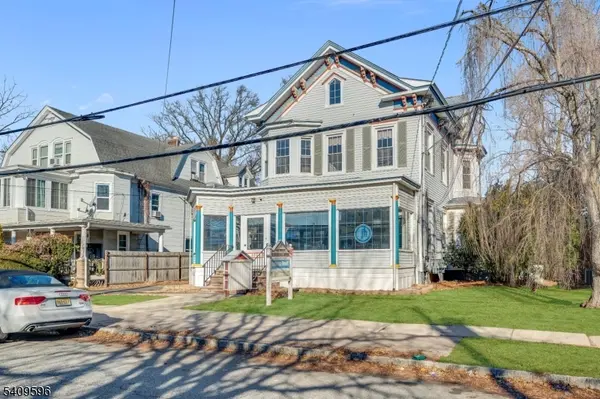 305 E High St, Bound Brook Boro, NJ 08805