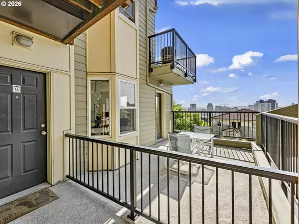 Portland, OR 97210,325 NW UPTOWN TER #1A