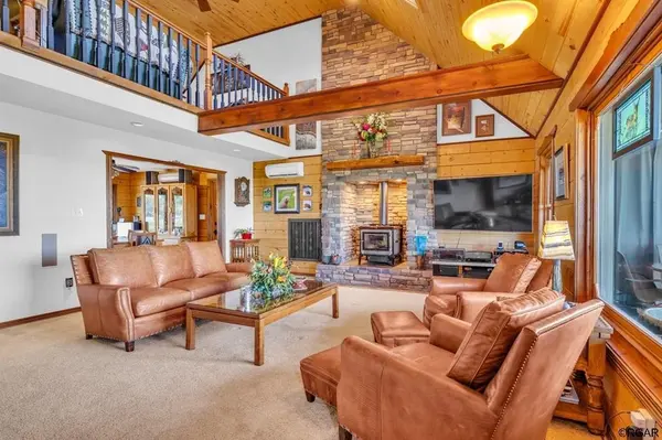 620 Crestview  DR, Wetmore, CO 81253