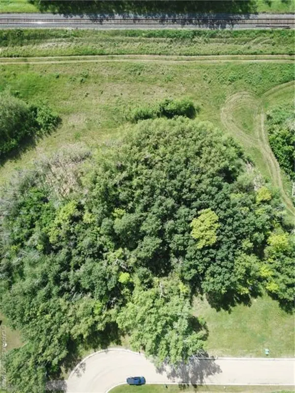 Lot 5 44 Avenue Close, Alix, AB T0C 0B0