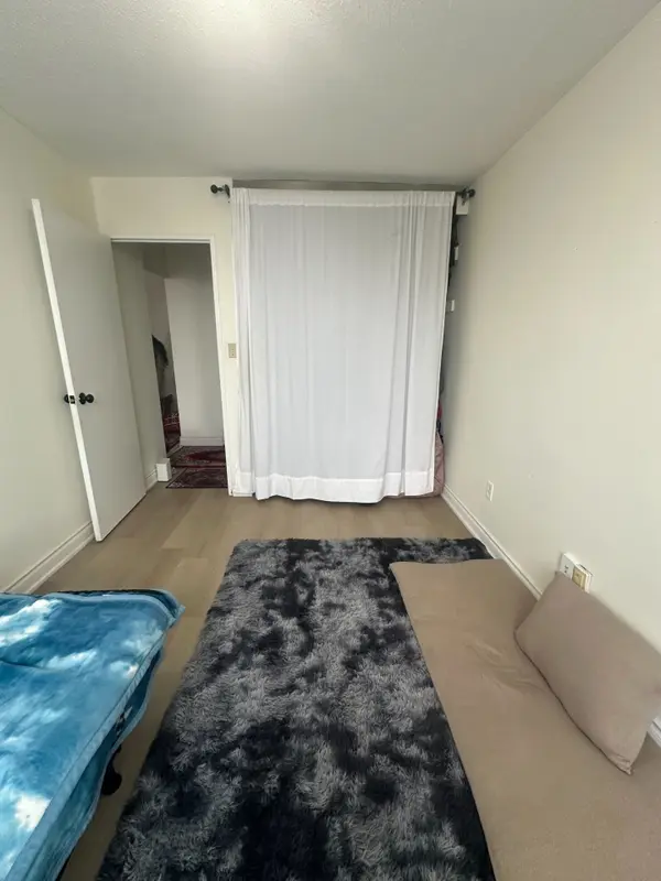 20 Edgecliff Golfway #1403, Toronto C11, ON M3C 3A4