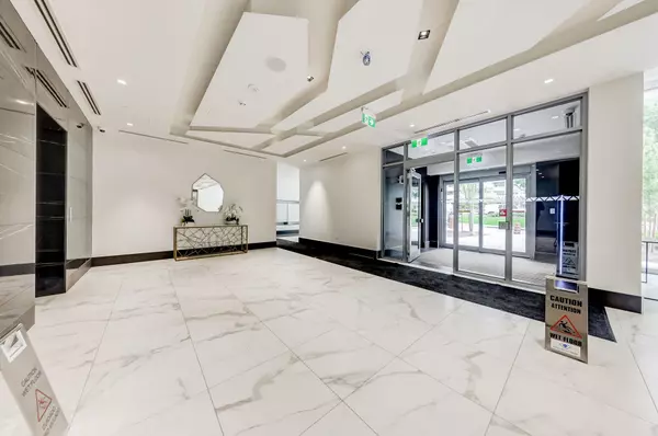 Toronto, ON M4S 0E4,50 Dunfield AVE #TH117