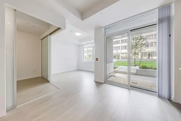 Toronto, ON M4S 0E4,50 Dunfield AVE #TH117