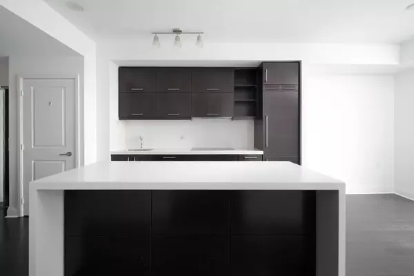 Toronto, ON M5S 0A6,1080 Bay ST #2511